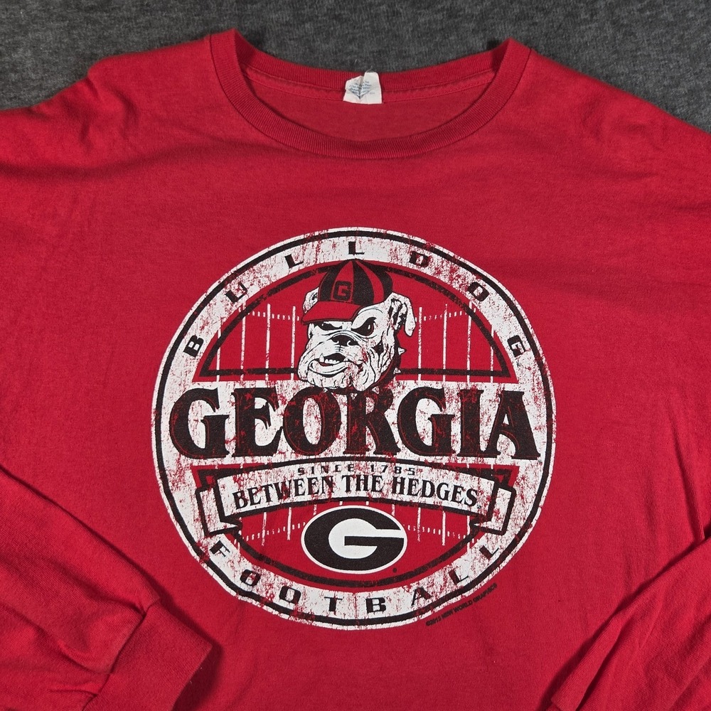 2013 UGA Bulldogs Long Sleeve Red Shirt Between The Hedges Vtg
